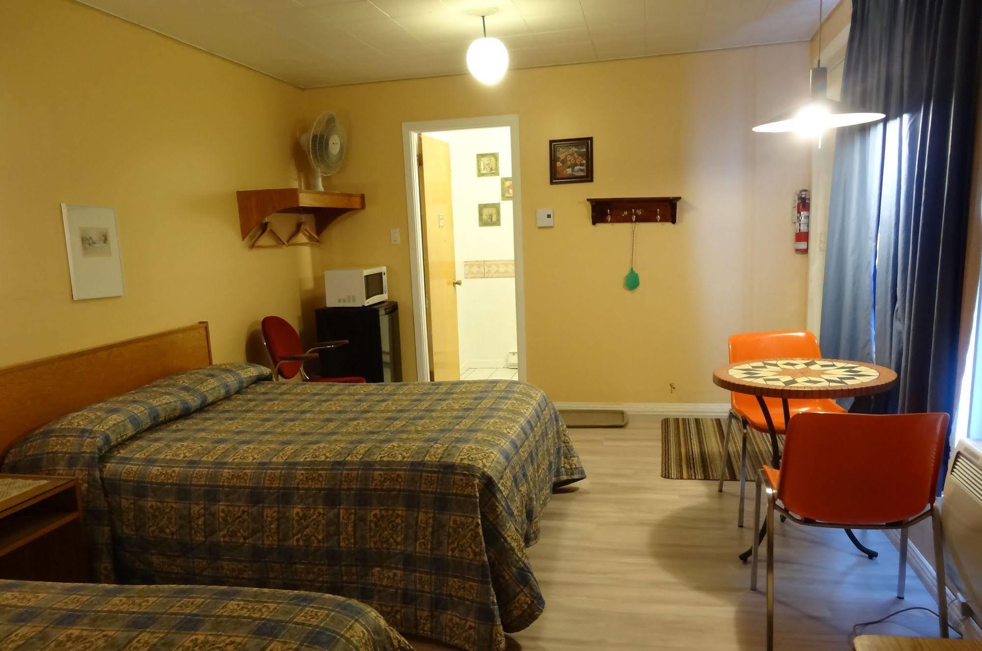 Motel Lyse Rimouski Exterior foto