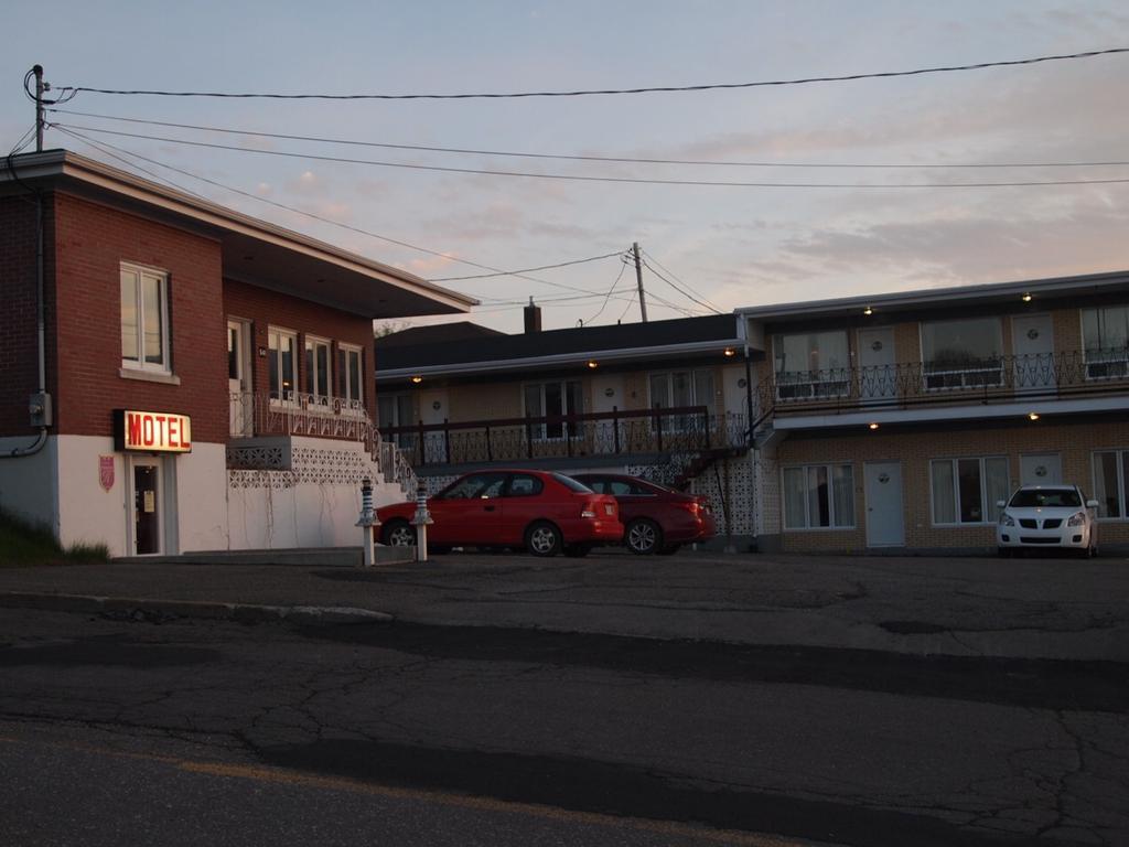 Motel Lyse Rimouski Exterior foto