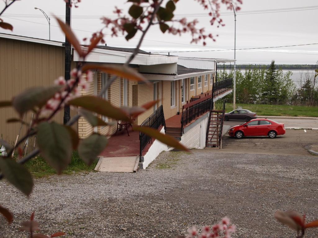 Motel Lyse Rimouski Exterior foto